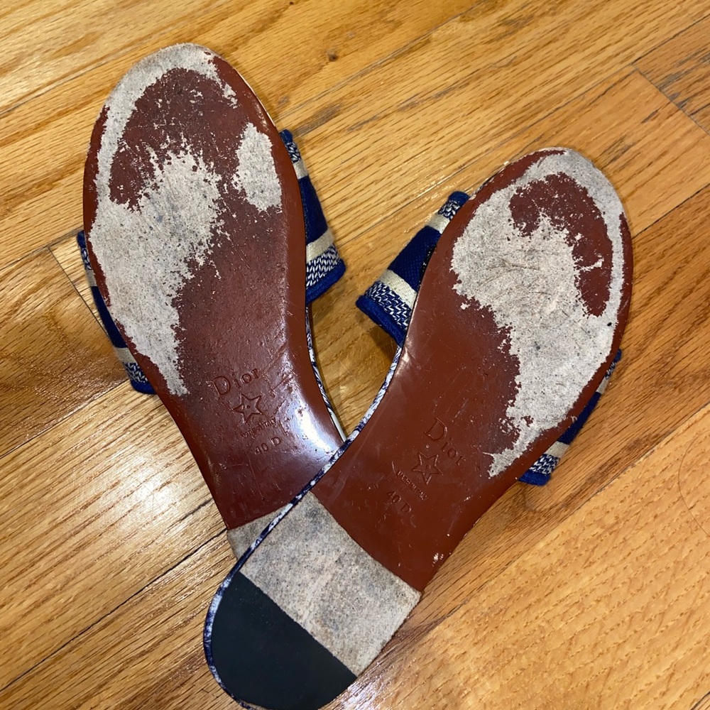Blue slides - Picture 7 of 10